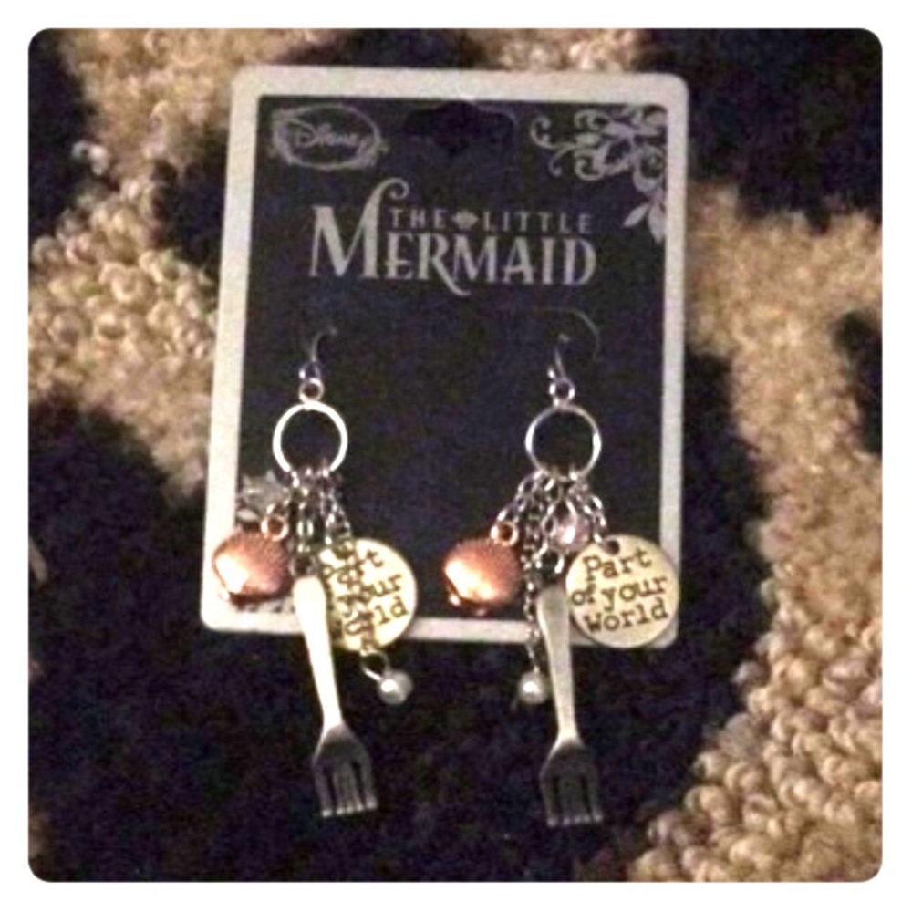 NWT Disney The Little Mermaid Earrings