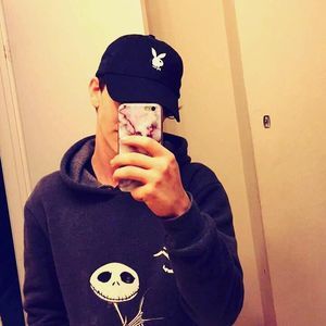 Meet your Posher, Cameron