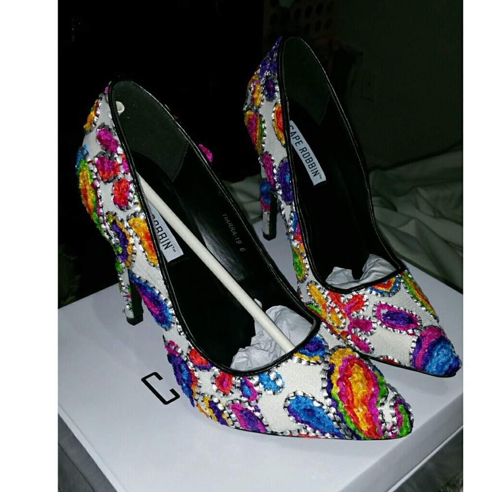 Cape Robbin Heels
