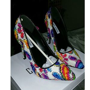 Cape Robbin Heels