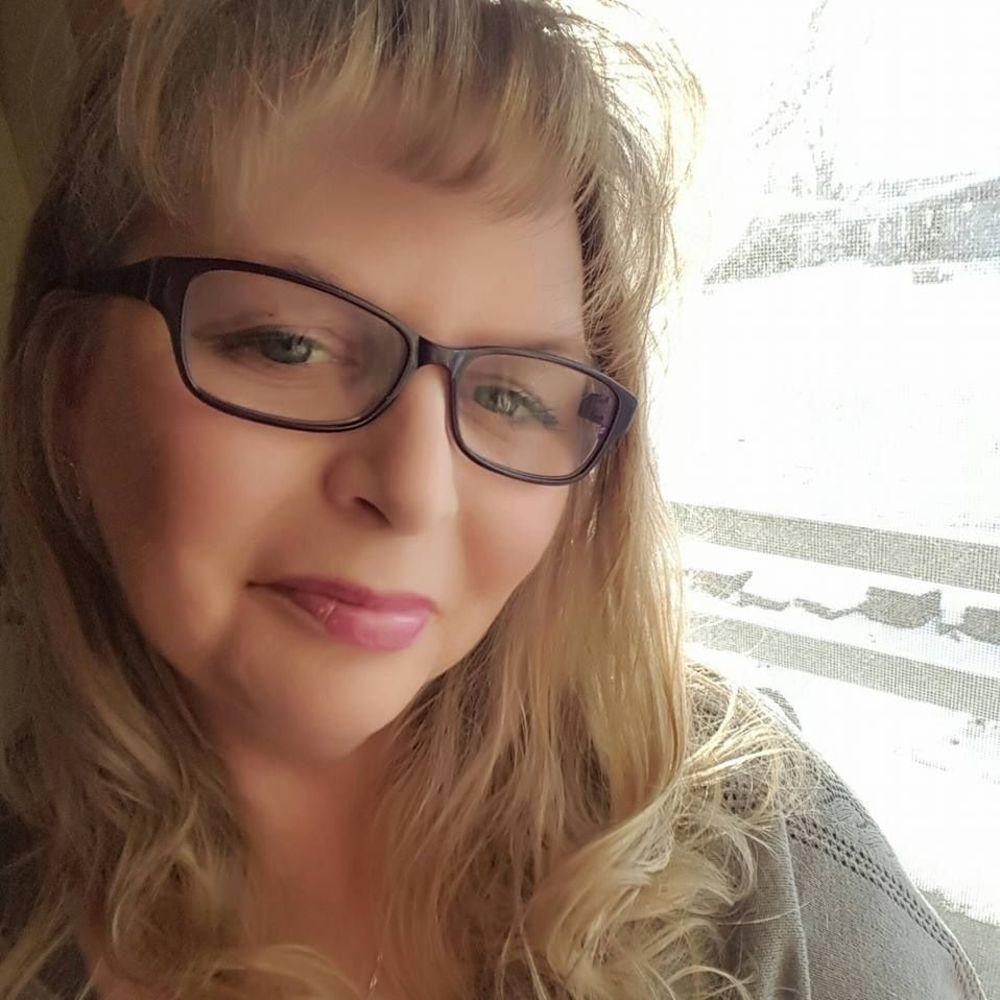 Meet your Posher, Lynnai