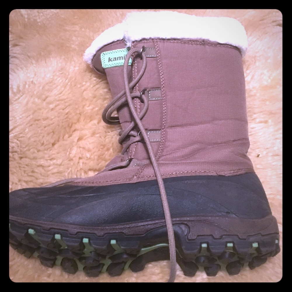 Kamik snow boots