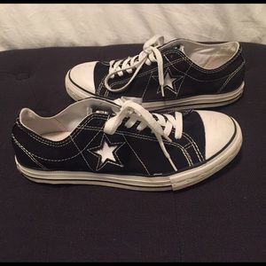 Converse Black One Star sneakers