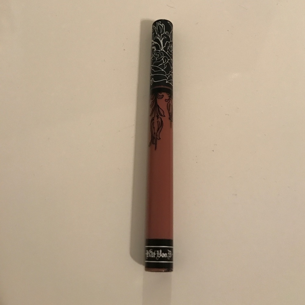 Kat Von D Liquid Lipstick in Bow N' Arrow