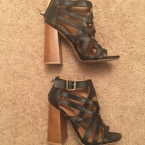 Qupid Cage Wooden Heels Black Size 8.5
