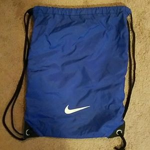 Blue Nike drawstring bag
