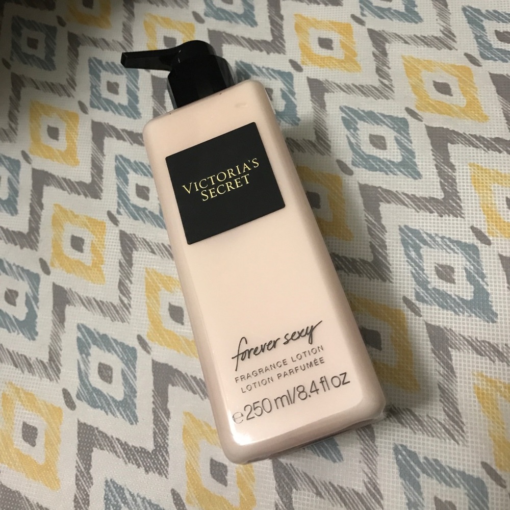 Victoria Secret Forever Sexy Lotion 💋❤️