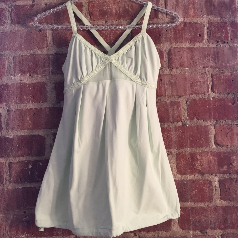 Lululemon performance tank with drawstring waist