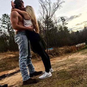 Meet your Posher, Hunter