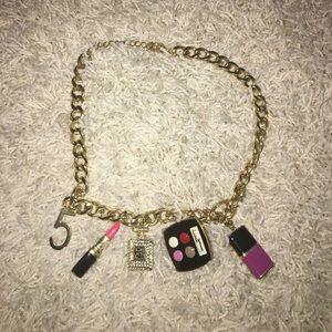 Make up theme necklace