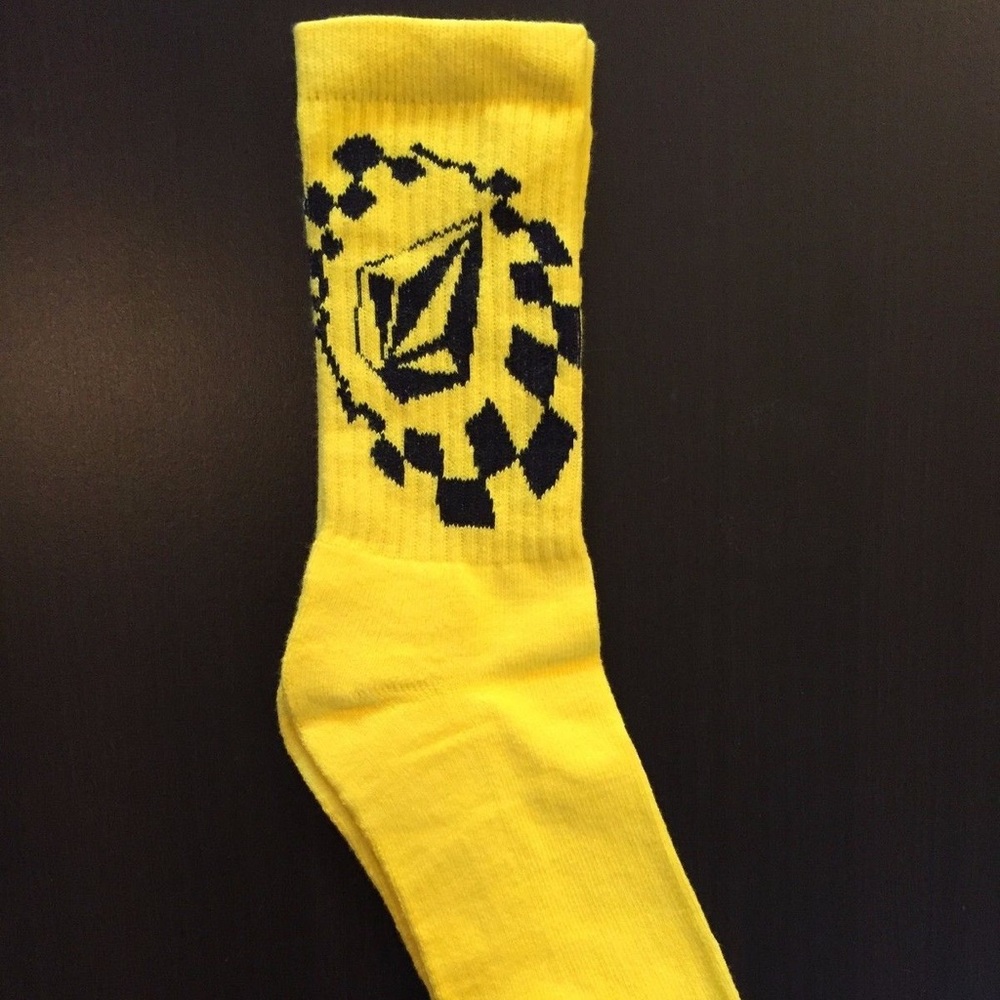 VOLCOM MENS STONE Yellow Socks LIMITED TIME SALE!