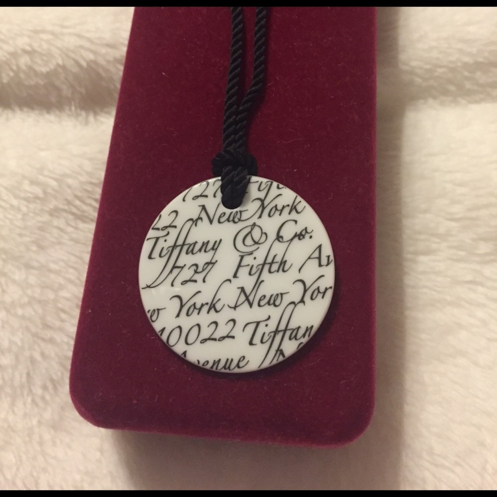 Authentic Tiffany white notes