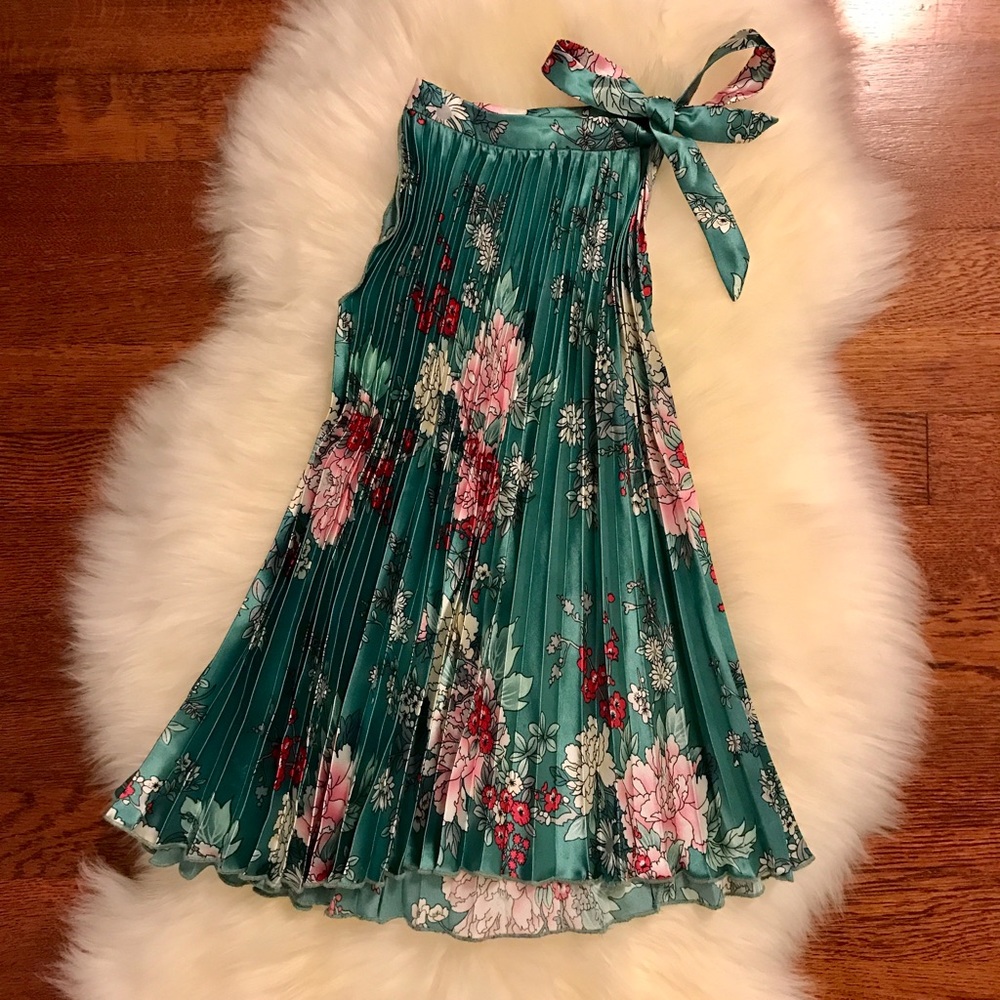 Silk accordion swing dress