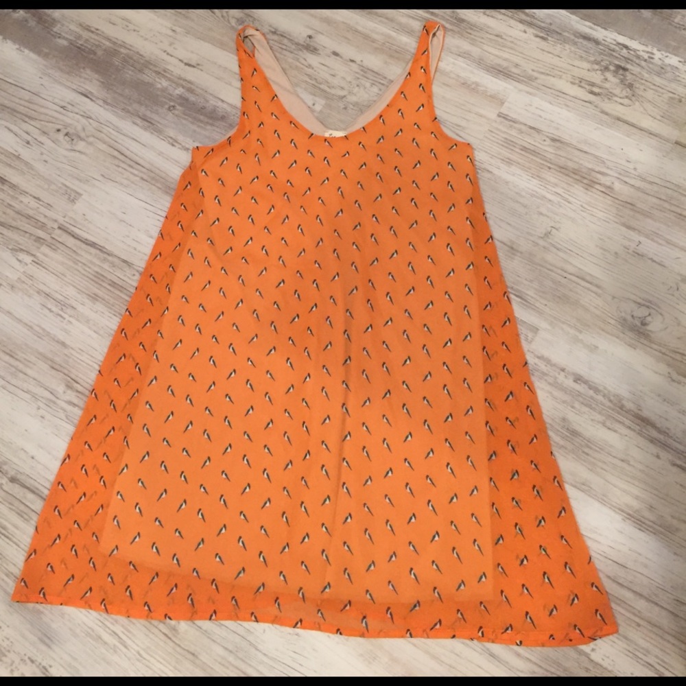 Flowy FUN bird print dress!!💛💛✨✨