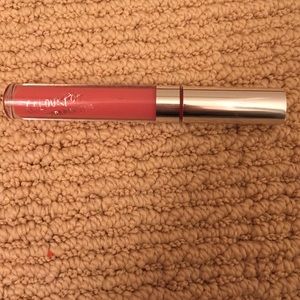 Colourpop UML in Instigator