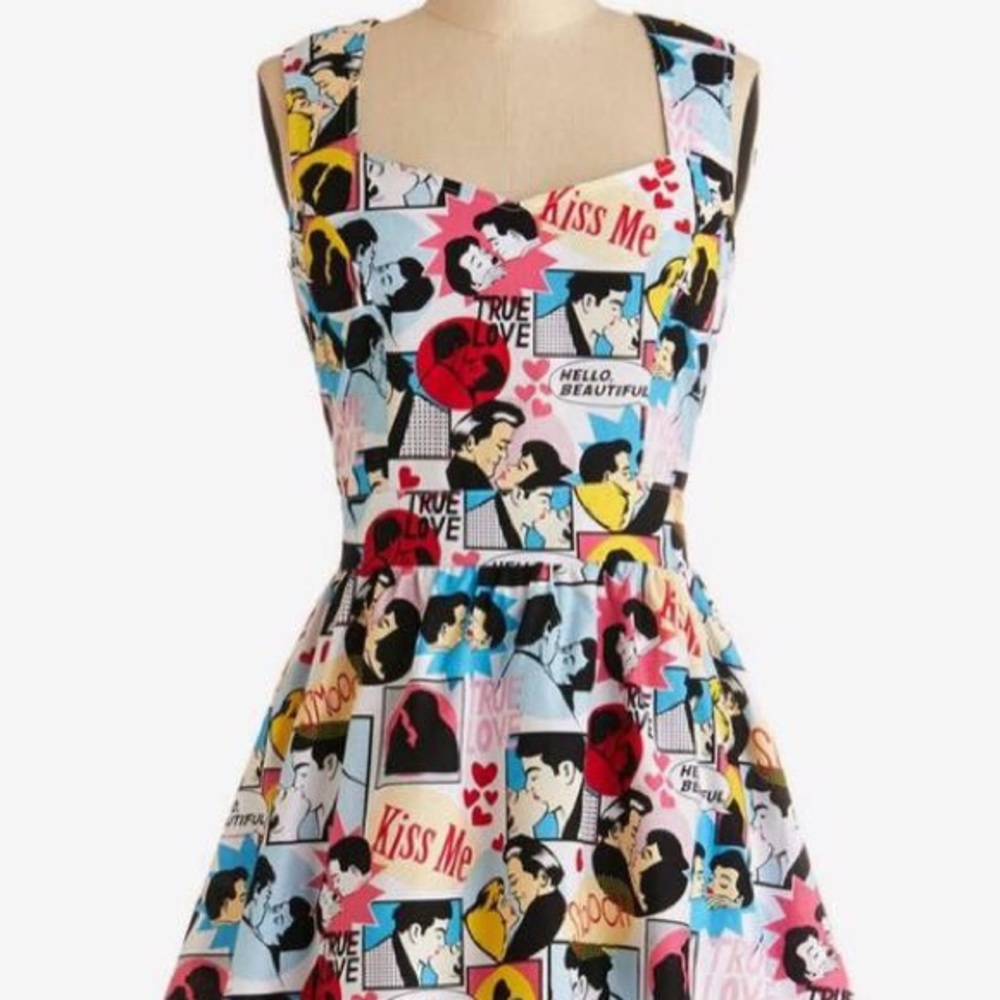 Modcloth smitten sketching dress. Size small
