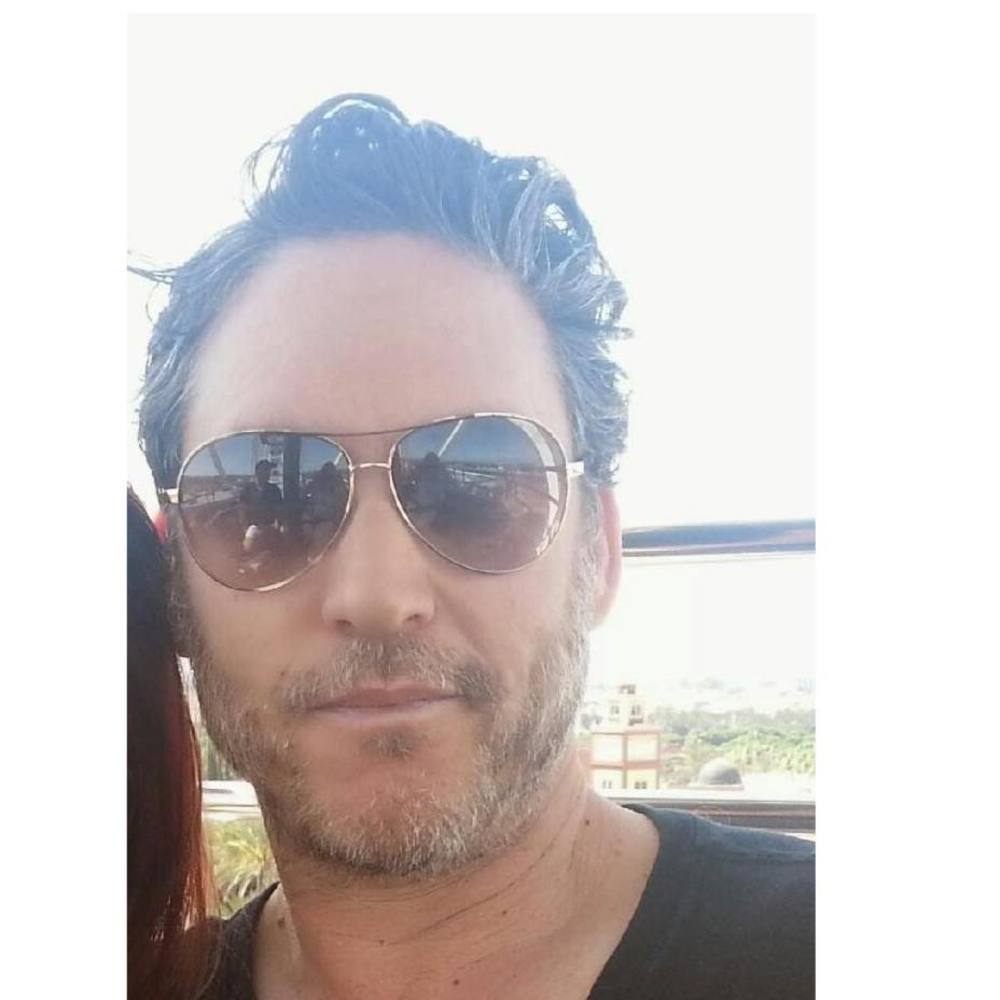 Meet your Posher, Jonathan