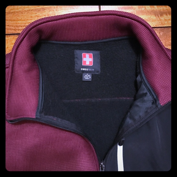 SwissTech Jacket - Picture 2 of 4