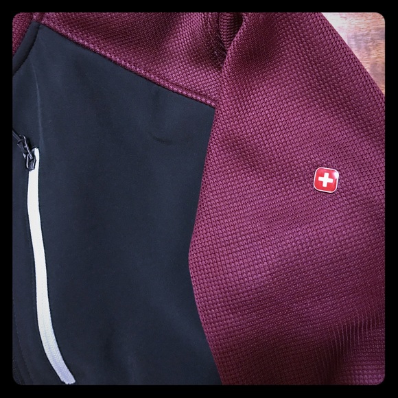 SwissTech Jacket - Picture 4 of 4