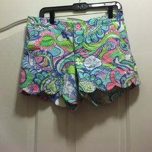 Lilly Pulitzer scallop shorts