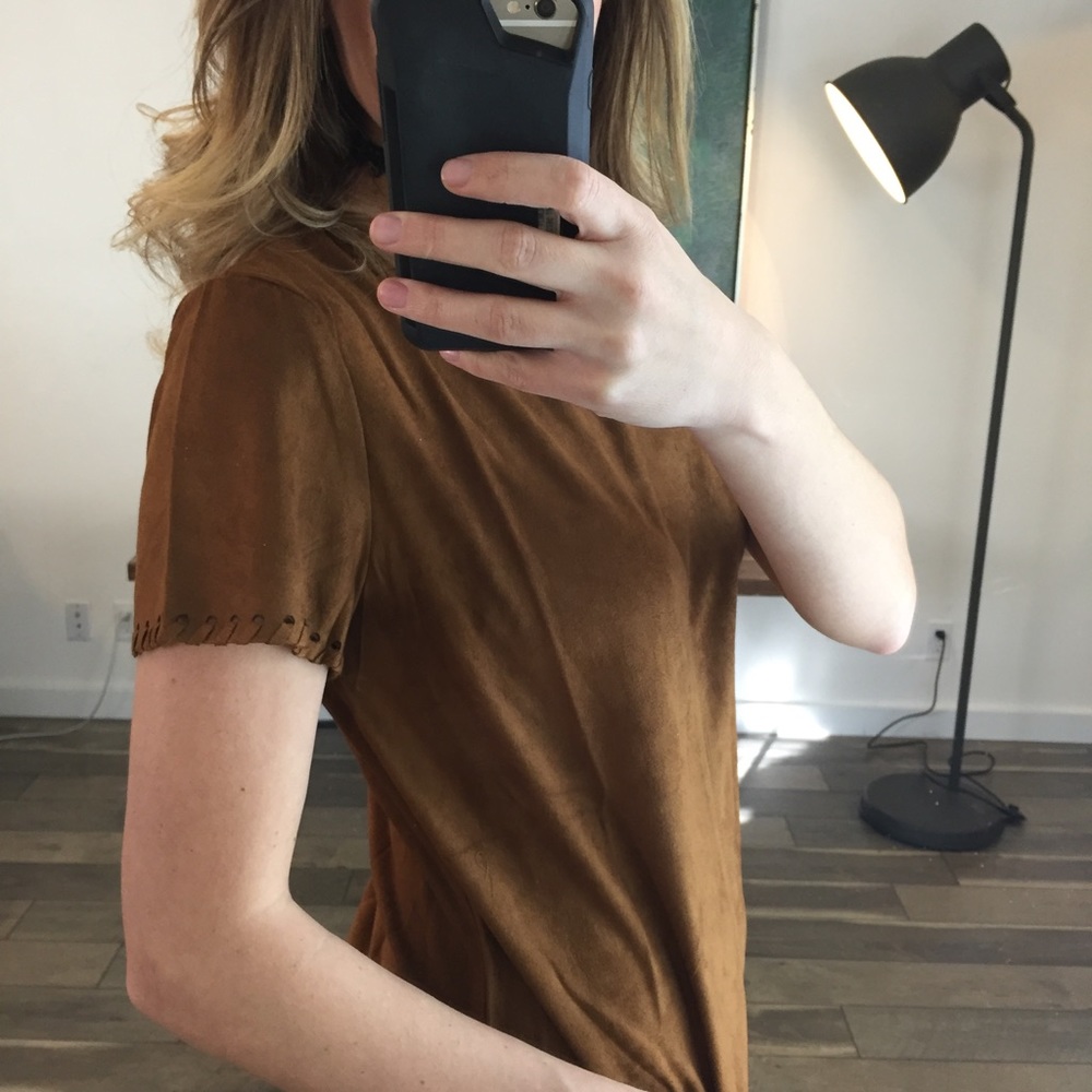 LIQUIDATION "Amara" Suede Dress with Pockets - Picture 4 of 7