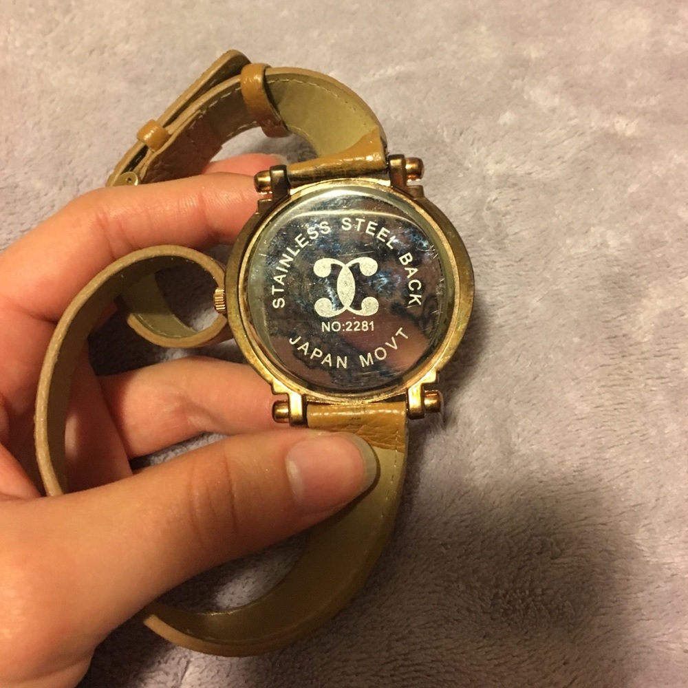 Brown loop watch - Picture 4 of 4