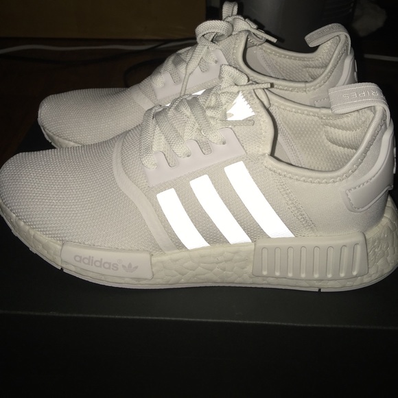 Adidas NMD R1 - Picture 1 of 3