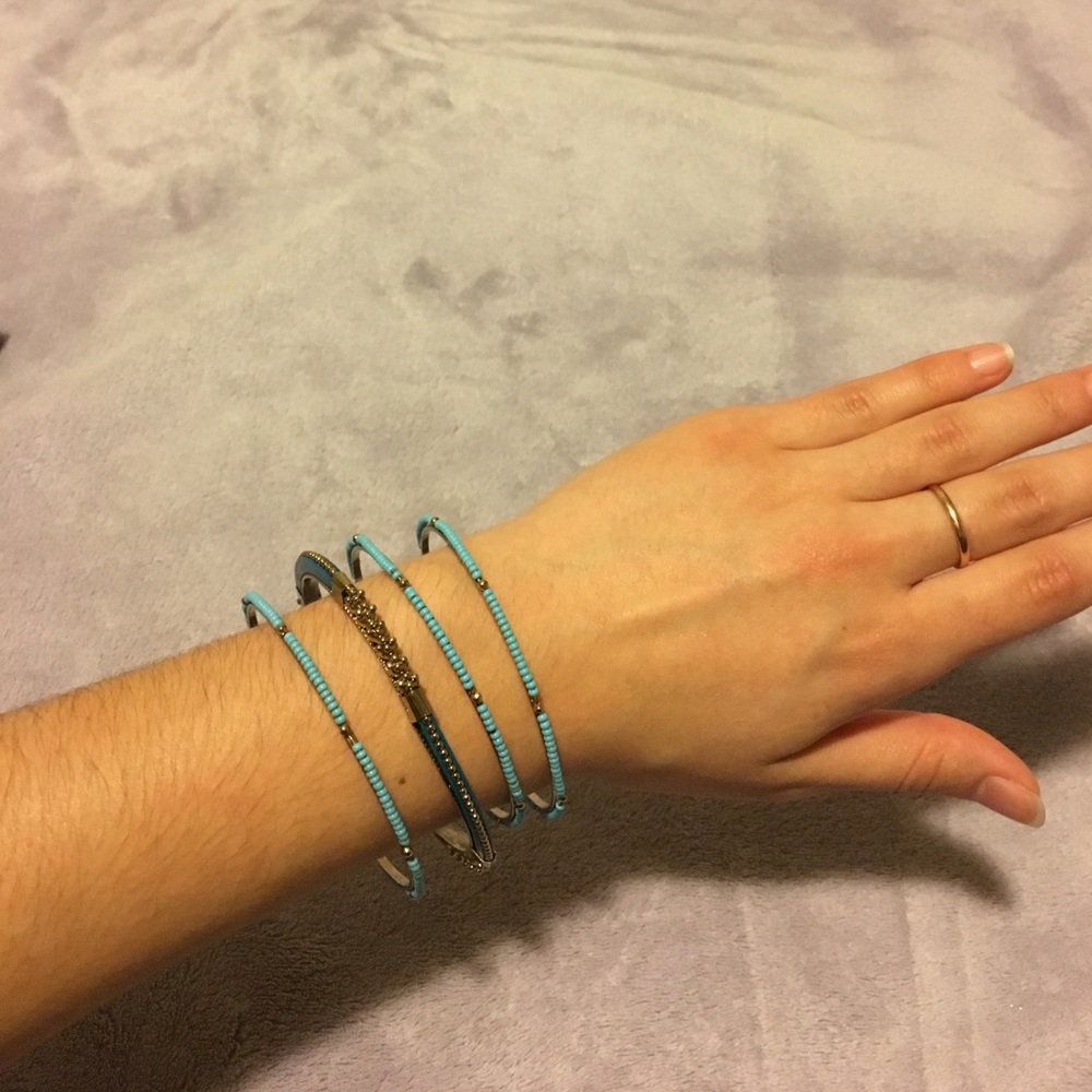 Turquoise bangels