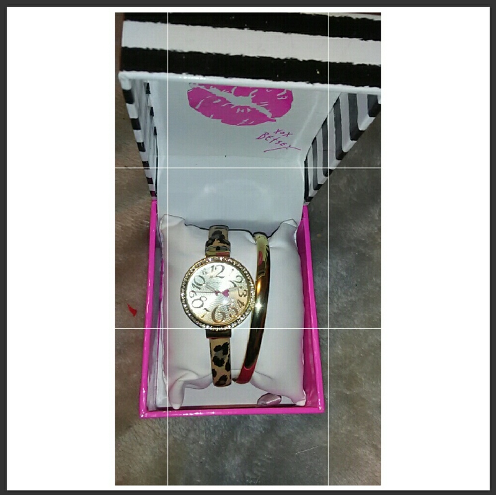 Betsey Johnson Cheetah Print / Gold Watch Set