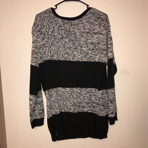H&M Sweater - Picture 3 of 3