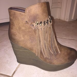 Vintage leopard wedges