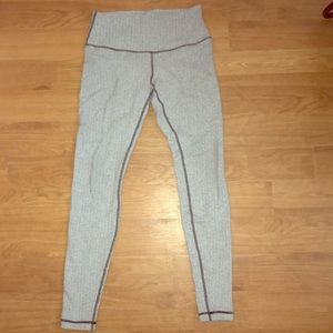 **SOLD** lululemon Wonder Under