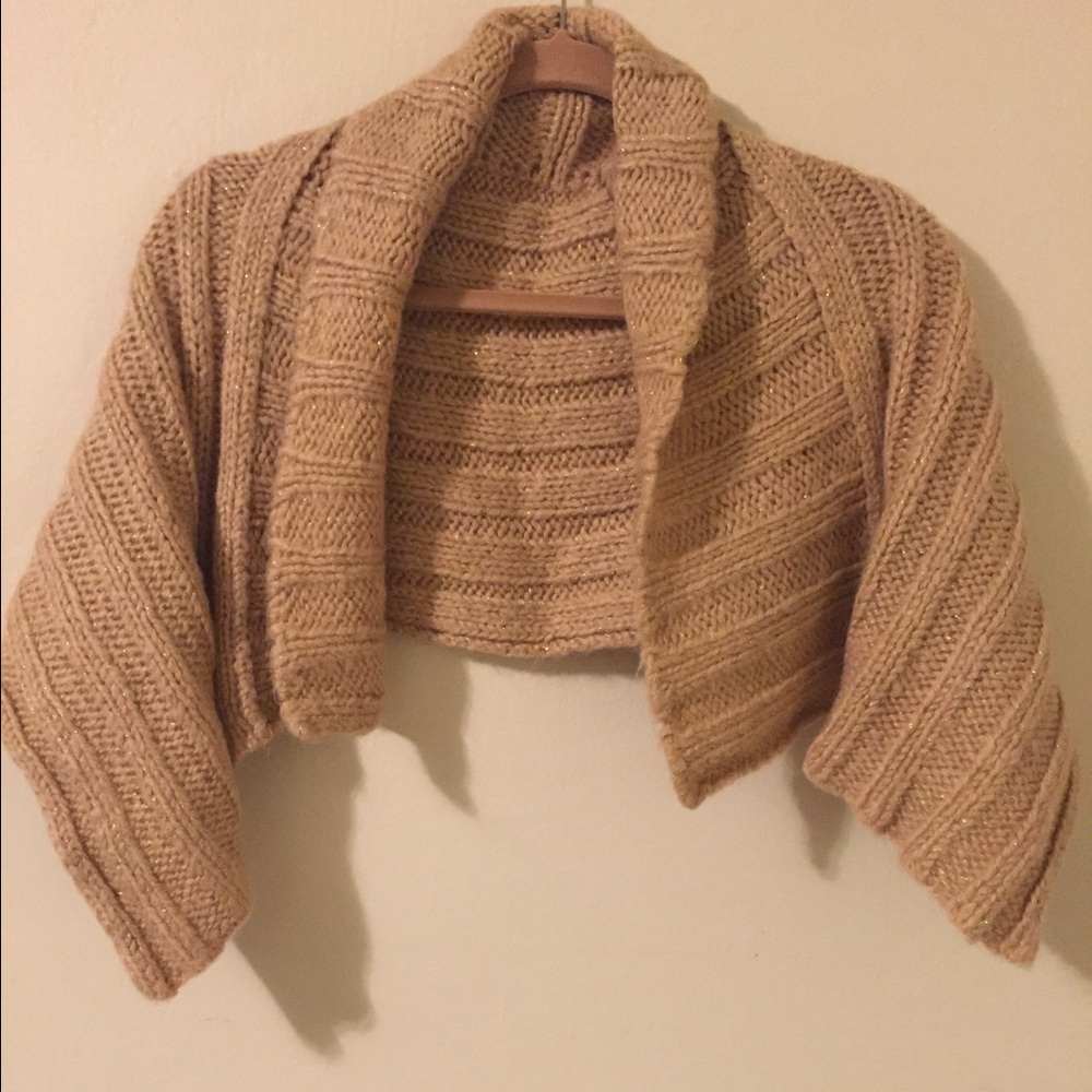 Collar Shrug/Capelet