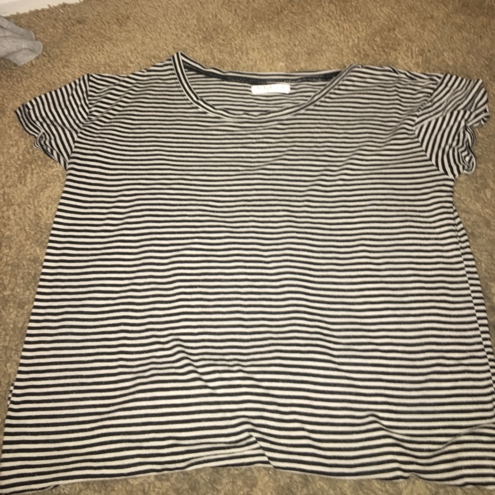 Strip tee