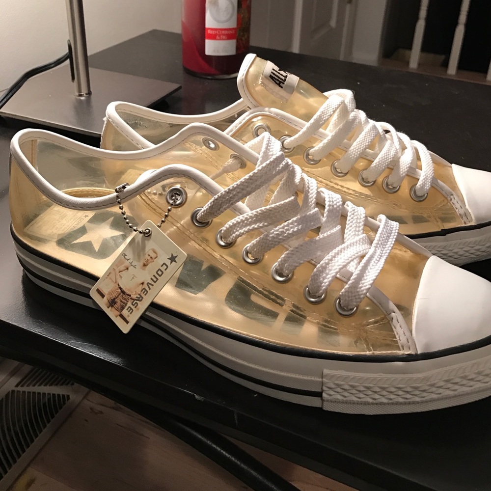 Transparent converse!