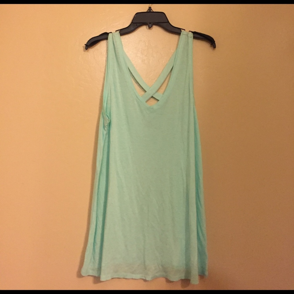 NWT Stem Crisscross Back Tank