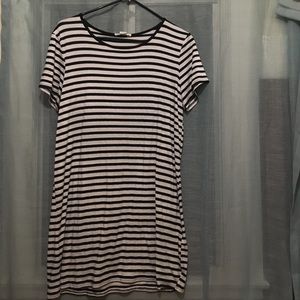 Forever 21 black & white striped t-shirt dress