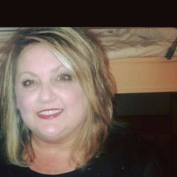 Meet your Posher, Tracey - Picture 1 of 1