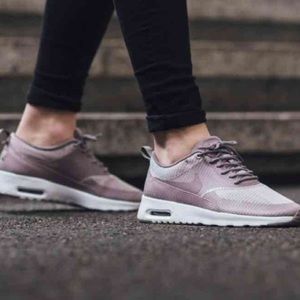Nike air max Thea shoes