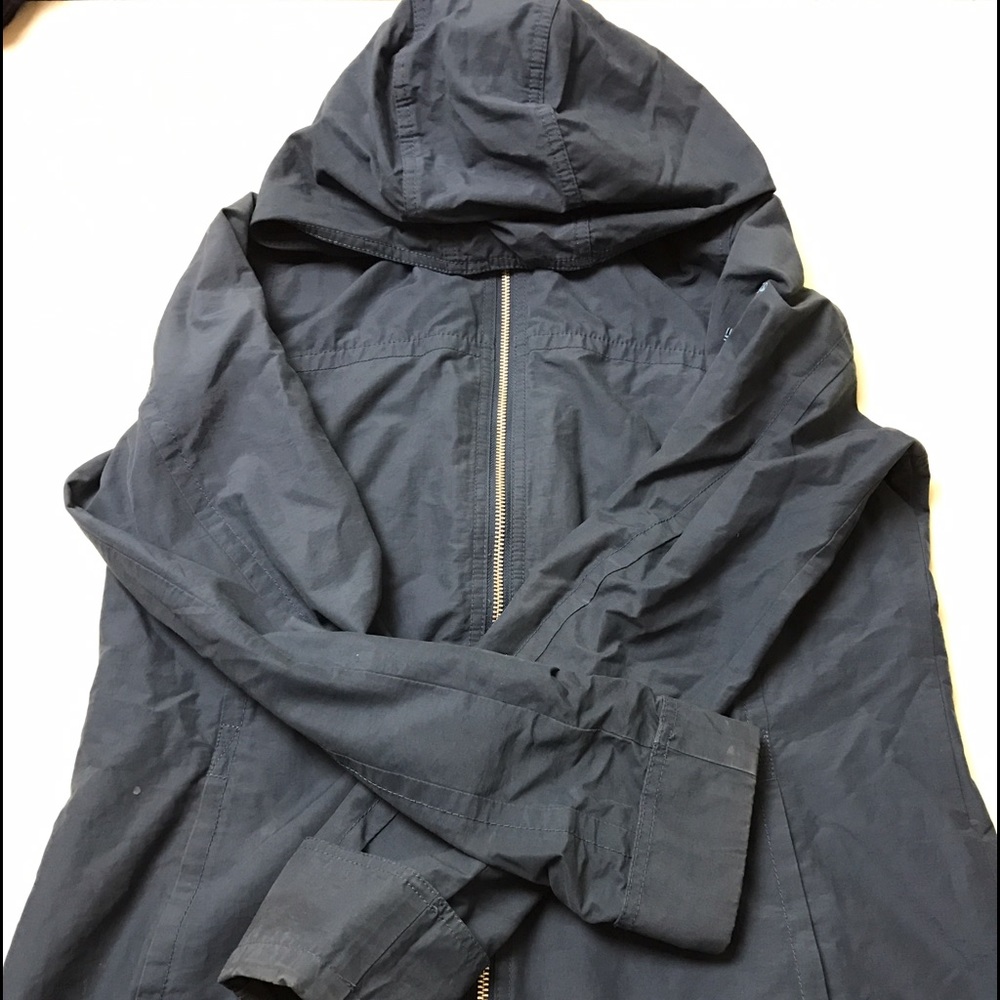 Jacket/wind breaker
