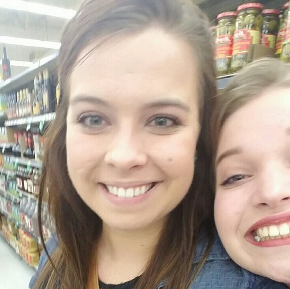 Meet your Posher, Christabelle