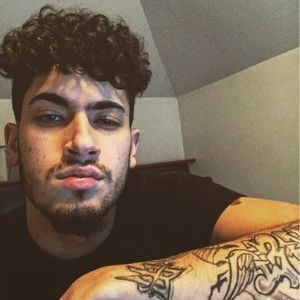 Meet your Posher, Victor