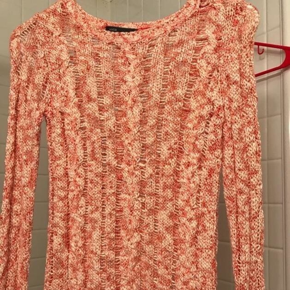 Vince light pink knit sweater