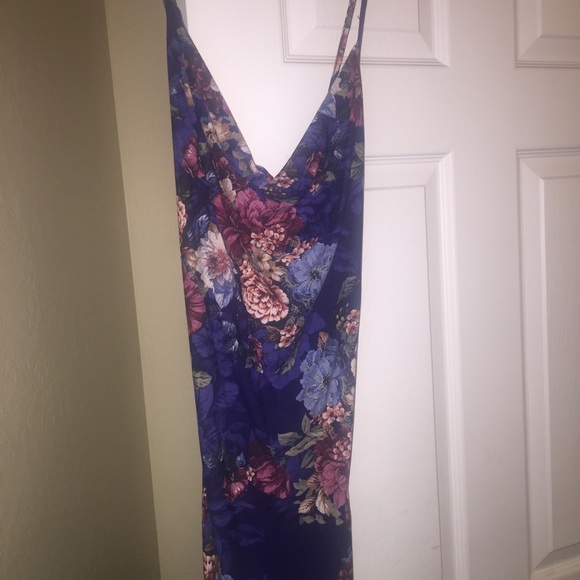 Floral dress - Picture 1 of 3