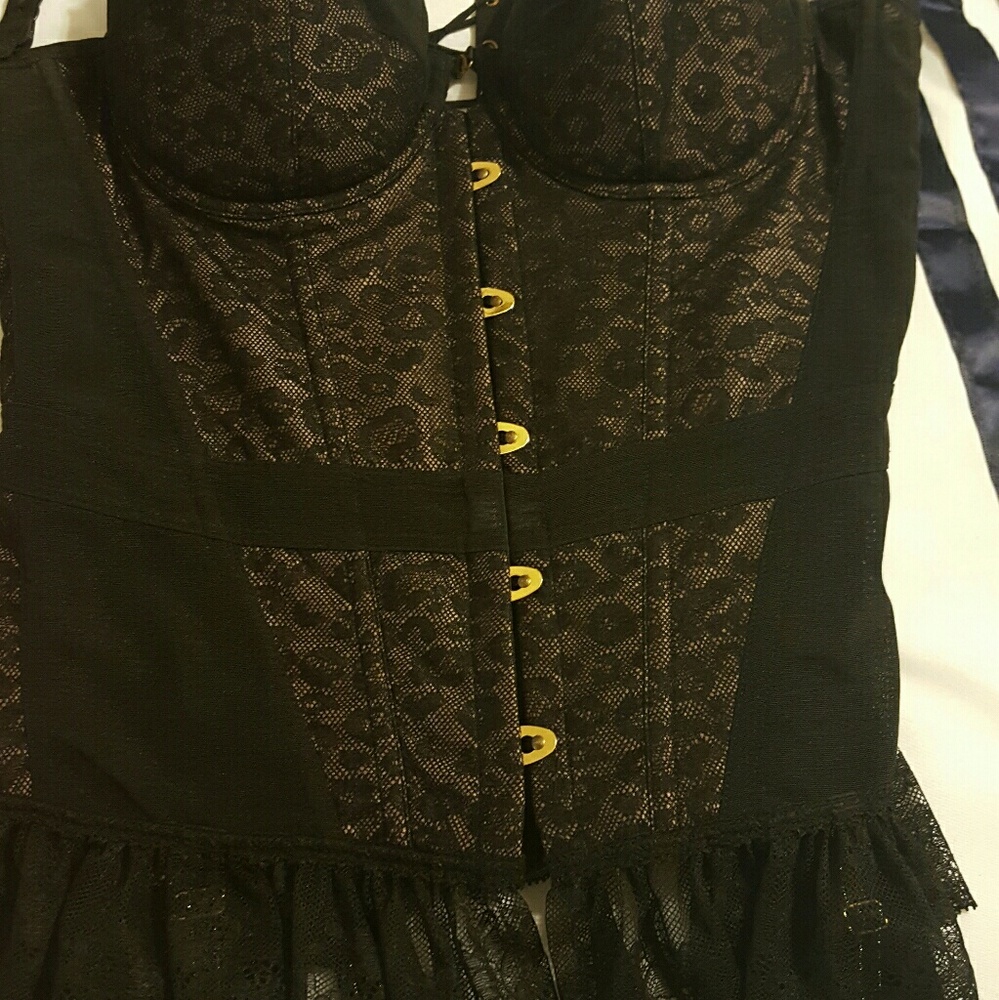 Fredricks of Hollywood  LACE UP corset bustier