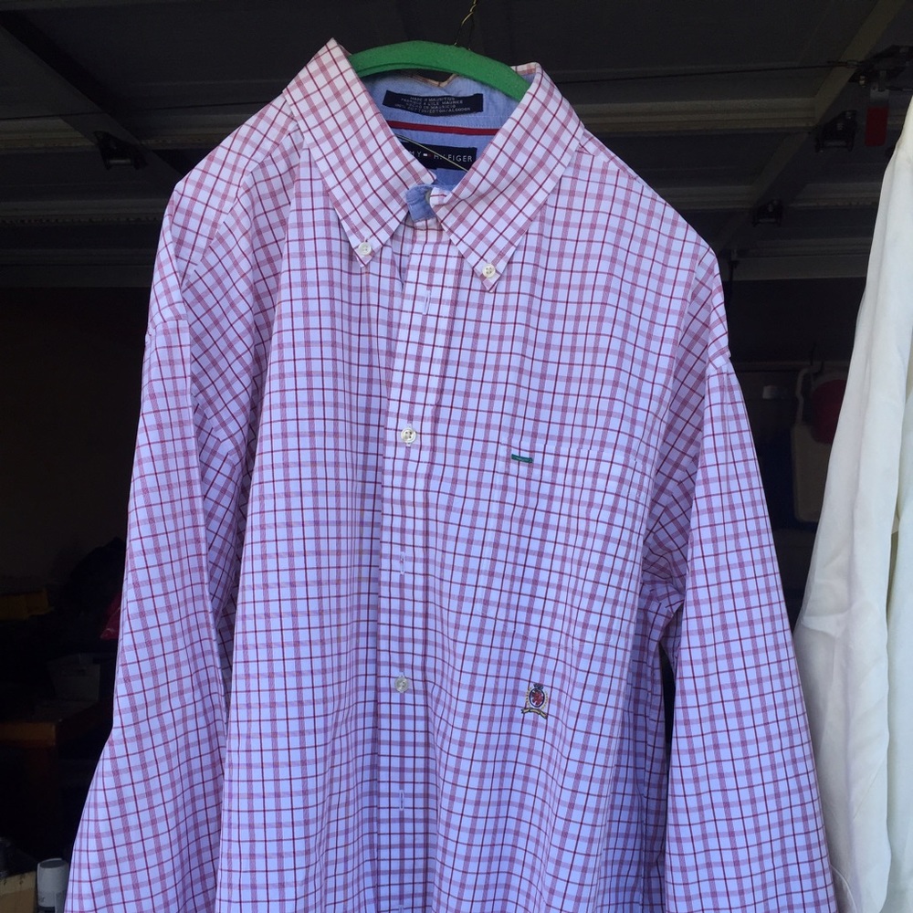 Tommy Hilfiger button up