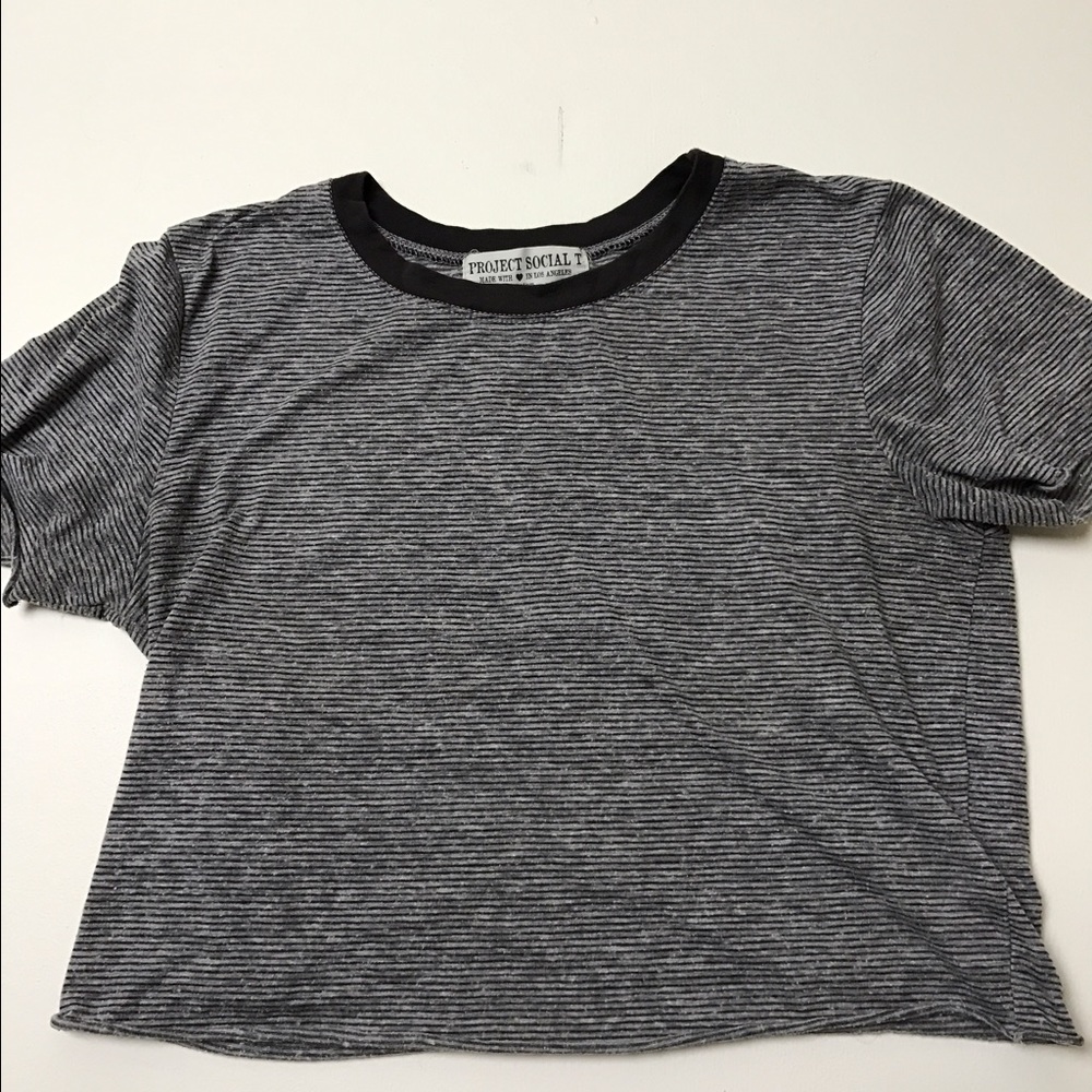 Basic cropped T