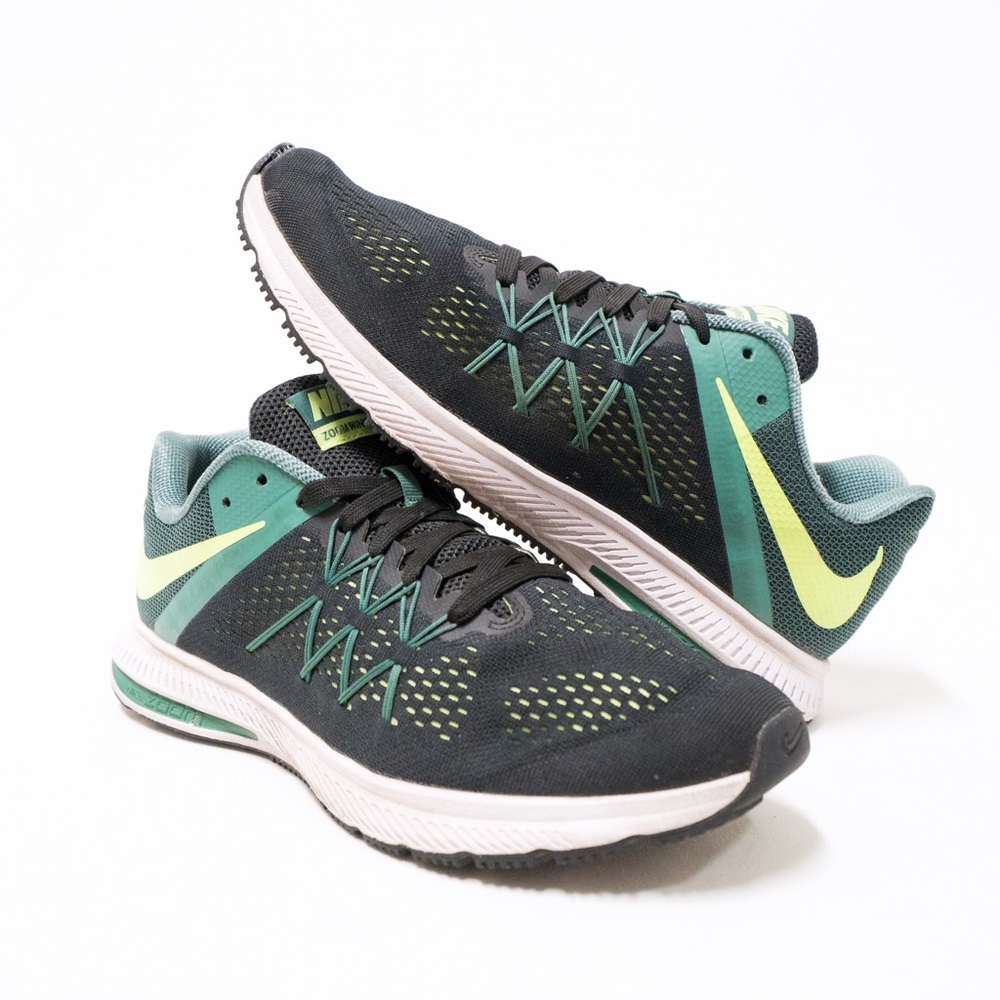 NIKES Men Zoom Winflo 3 Black Running Shoes Sz. 11