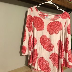Ava sky seashell blouse