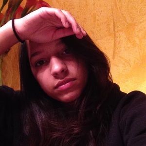 Meet your Posher, Camila